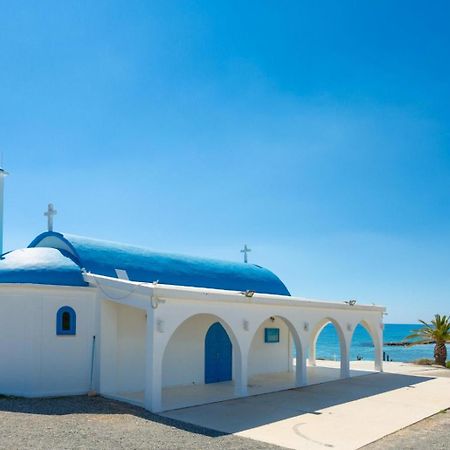 Villa Seashore One Пафос Экстерьер фото