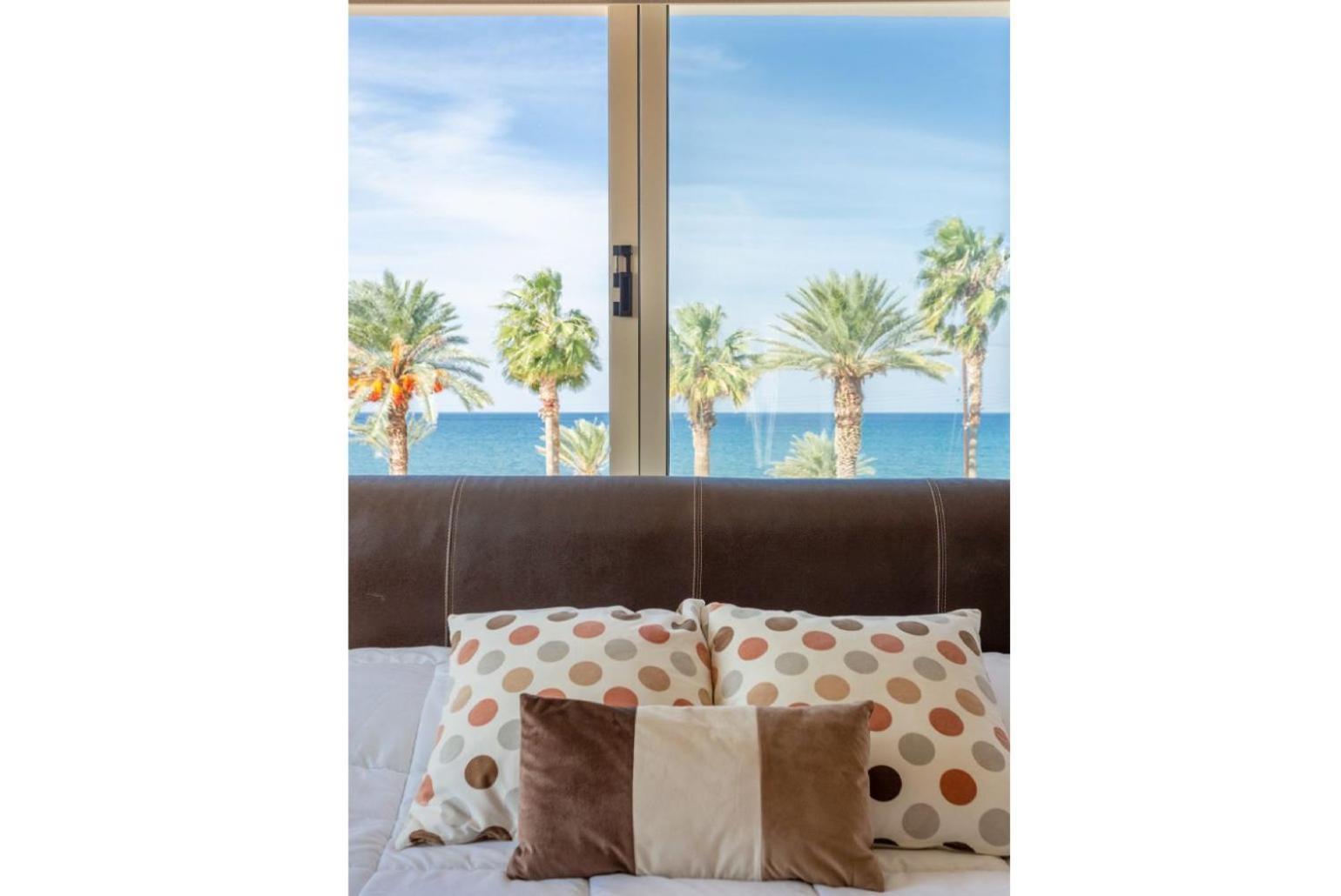 Villa Seashore One Пафос Экстерьер фото